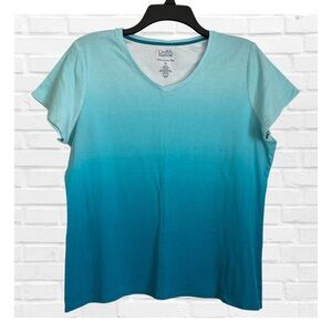 Croft and Barrow XL Aqua Blue Ombré Classic Tee Vacation Beachy Resort Wear